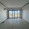 Appartement   F4 à louer au point e thumb 4