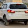 2017 Mitsubishi Outlander thumb 4