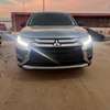 Mitsubishi Outlander thumb 3