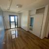 Tres bel appartement de 4 chambres salon a louer aux mamelle thumb 5