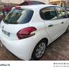 Peugeot 208 thumb 5