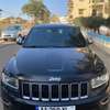 Jeep Grand Cherokee noir SUV 4x4 jantes alliage thumb 0