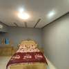 Chambre sdb avec spot lumineux meublee thumb 7