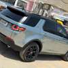 Land Rover discovery 2016 7places thumb 6