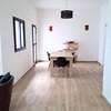 ESPACIEUSE VILLA DE 5 CHAMBRES AU COEUR DE SALY thumb 4