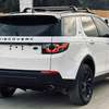 Range Rover discovery thumb 4