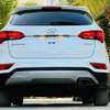 Hyundai Santa Fe SUV 5 portes blanc spacieux thumb 4