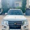 Mitsubishi pajero thumb 0