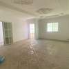 appartement F4 a louer DJILY MBAYE thumb 8