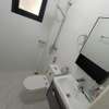 APPARTEMENT F3 0 LOUER A NGOR  ALMADIES thumb 11