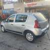 Dacia sanedero 2011 thumb 6