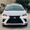 Lexus NX 300h hybride blanc 2021 SUV luxe thumb 2