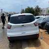 Ford SUV compact blanc maniable et confortable thumb 6
