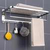 Étagère murale inox 3 niveaux avec porte-serviettes thumb 3