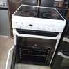 Cuisinière 4 plaque vitrocerame four ventilé Indesit 60/60 thumb 2