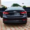 Hyundai Elantra thumb 3