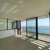 APPARTEMENTS F4/F5 VUE MER ET JACUZZI SUR LA CORNICHE OUEST thumb 4