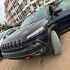 Jeep trailhawk 4 cylindres thumb 7