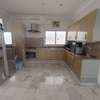 Appartement haut standing f4 sis aux almadies thumb 5