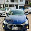 Hyundai Elantra 2019 Automatique thumb 2