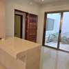 2 CHAMBRES A LOUER A NGOR thumb 4