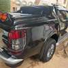 Mitsubishi L200 2017 thumb 3
