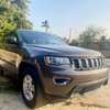 Jeep Grand Cherokee Laredo 2017 thumb 4