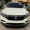 Ssangyong Rexton 2017 thumb 0