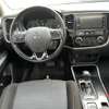 Mitsubishi Outlander sport thumb 8