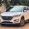 Hyundai Tucson thumb 3