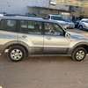 mitsubishi pajero thumb 6