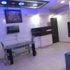 Appartement moderne lumineux avec mobilier design et LED thumb 0