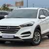 Hyundia Tucson thumb 3