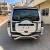 mitsubishi pajero thumb 6