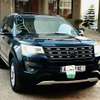 Location Ford Explorer thumb 3