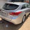 Hyundai i40 2012 thumb 2