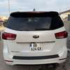 kia sedona 2018  7 places thumb 8