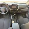 Mitsubishi L200 2016 thumb 4