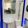 Ensemble chaise anglaise et lavabo thumb 5