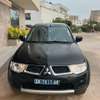 Mitsubishi pajero thumb 1