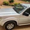 Ford Everest 4X4 à louer thumb 1