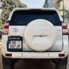 Toyota landcruiser thumb 6