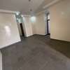 Jolie appartement au almadies thumb 6