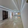 Grande maison a louer aux Almadies thumb 11