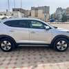 Hyundai Tucson 4x4 thumb 1