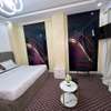 Belle et spacieuse chambre au Point E thumb 0