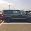 MINIBUS HYUNDAI CLIMATISÉ 2012 thumb 1
