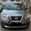 Nissan Kicks 2018 SUV compact gris économique thumb 0