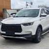SUV blanc thumb 2