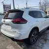 Nissan rogue thumb 4